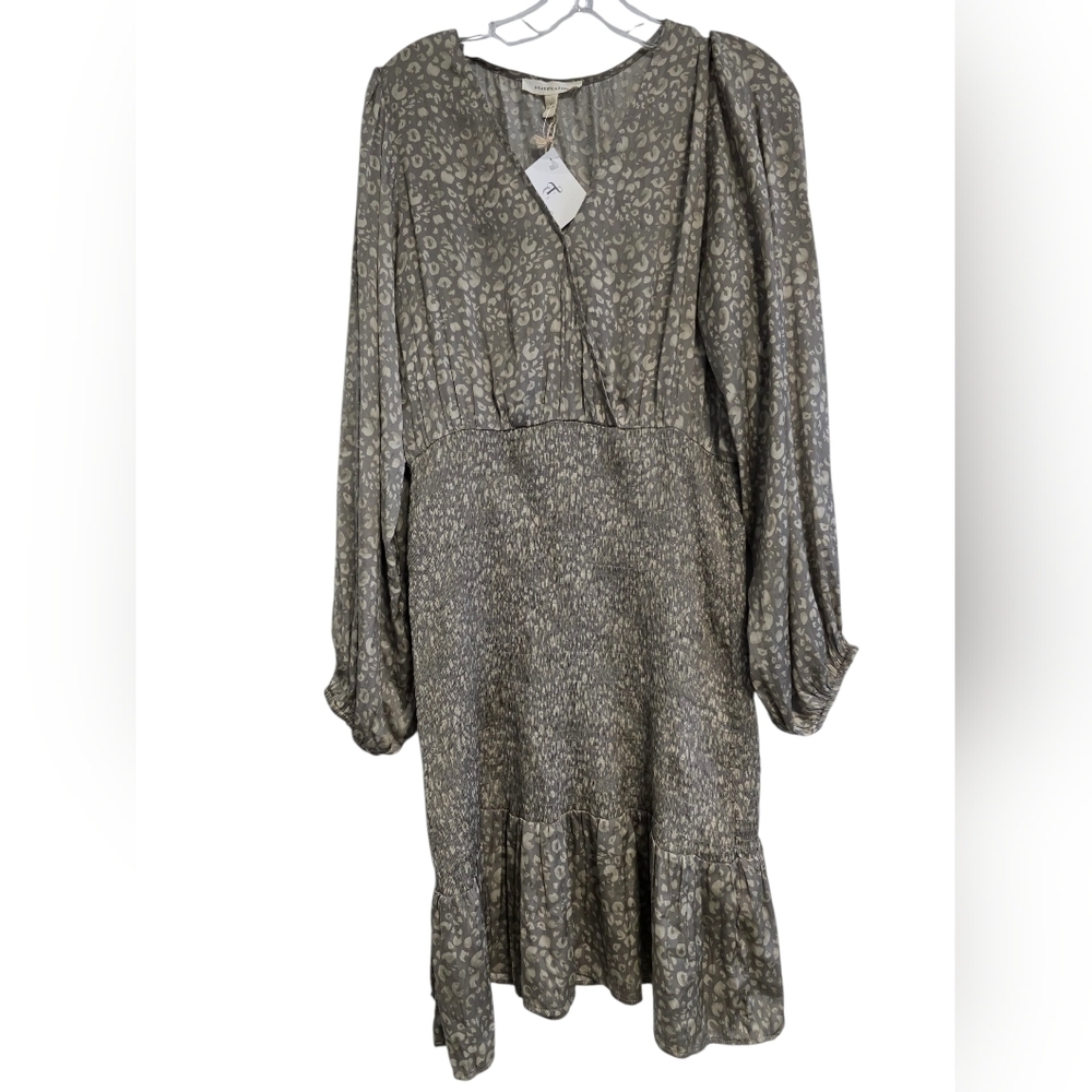 Grade & Gather Gray And Cream Colored Dress Size  Medium